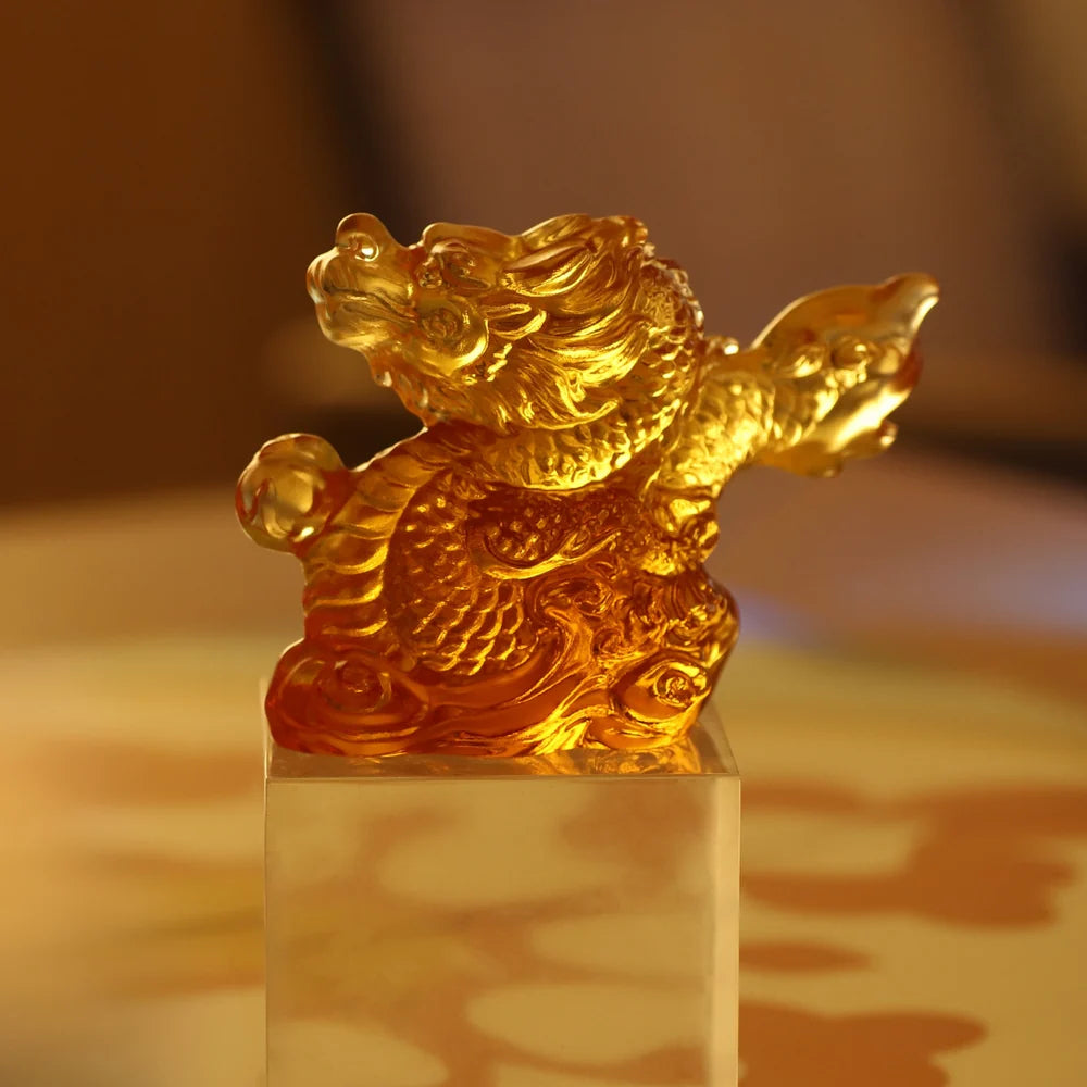 LIULI Crystal Zodiac, Dragon, Year of the Dragon, Auspicious Dragons, Fortune In Hand
