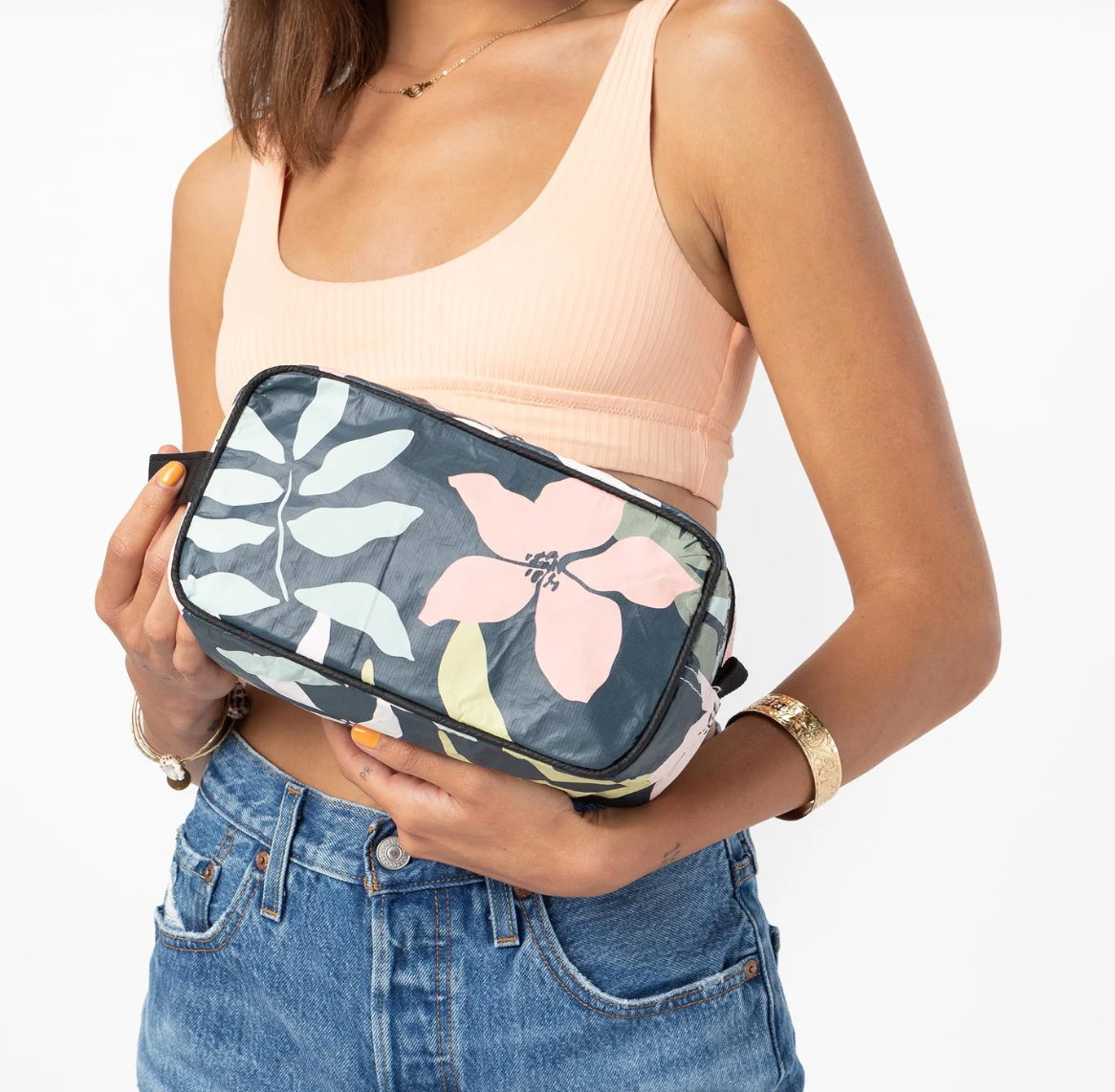 Flora Dopp Kit Eve