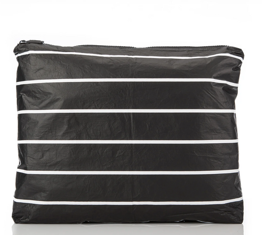 MAX Pinstripe White/Black
