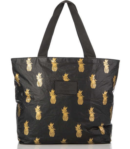 Day Tripper Pineapple Royale - Gold on Black