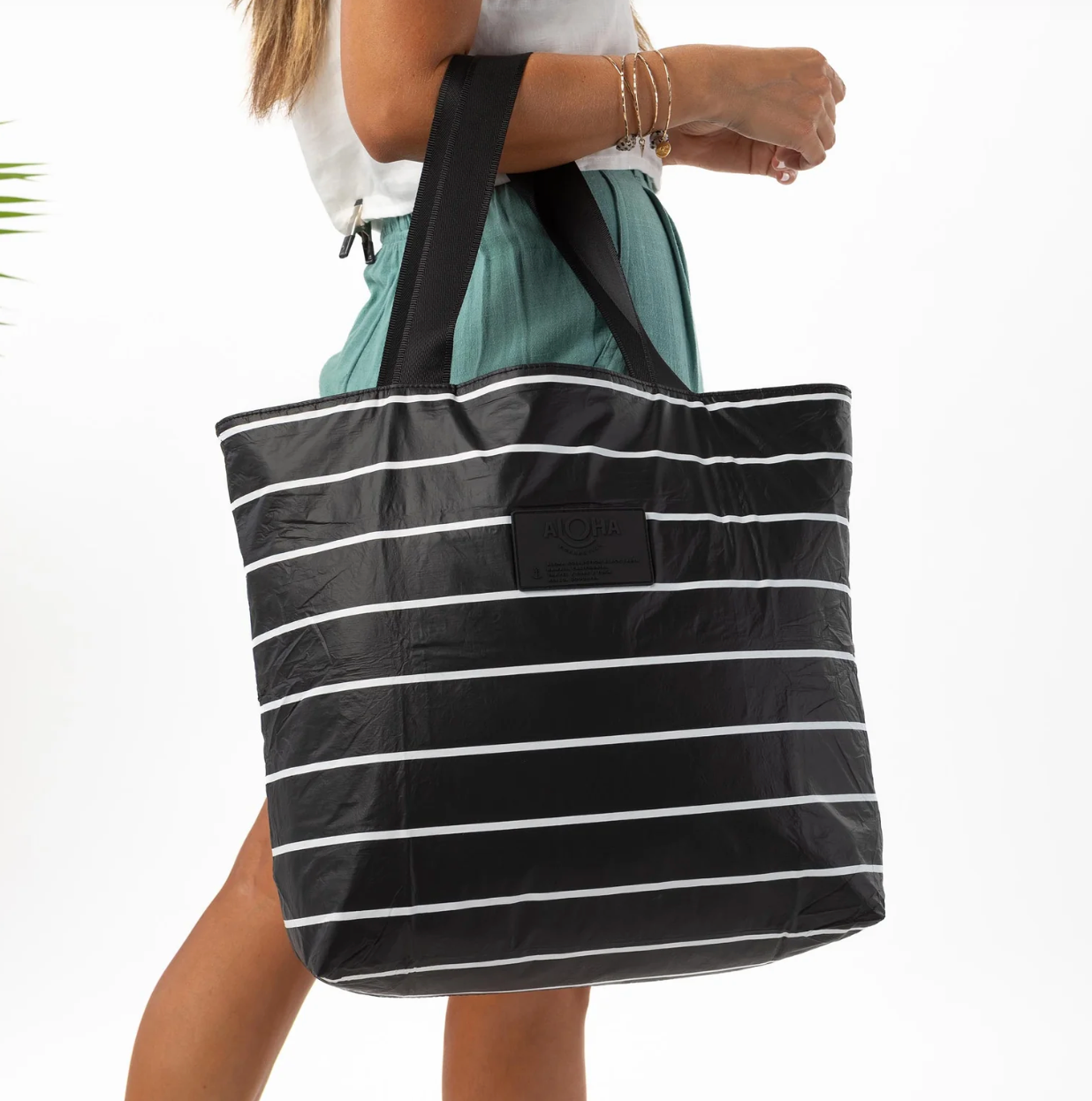 Pinstripe Day Tripper White/Black