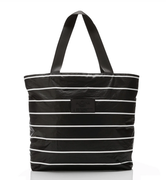 Pinstripe Day Tripper White/Black