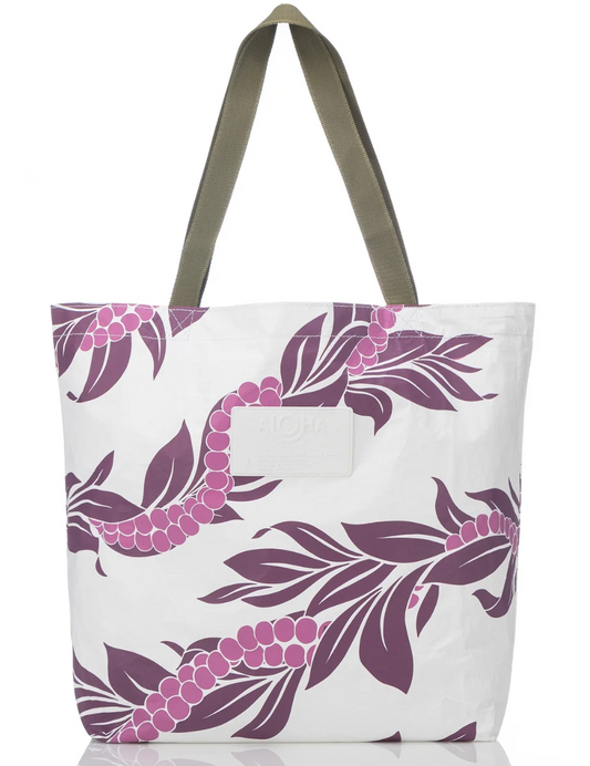Kauai Mokihana 23 RVS Tote Berry